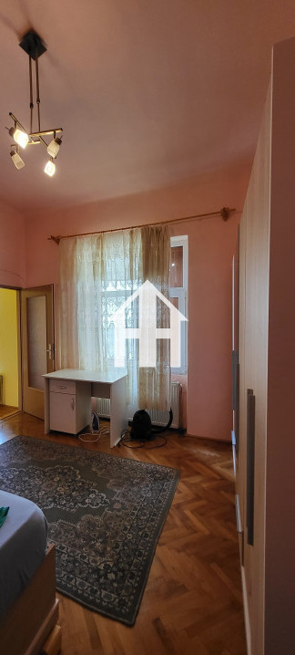 Inchiriere – Casa versatila pentru birouri/sediu firma -Trei Stejari