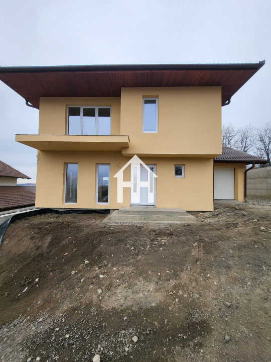 Casa de vanzare in Viile Sibiului – 4 camere, 136.30 mp utili, teren 470 mp