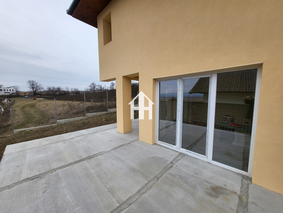 Casa de vanzare in Viile Sibiului – 4 camere, 136.30 mp utili, teren 470 mp