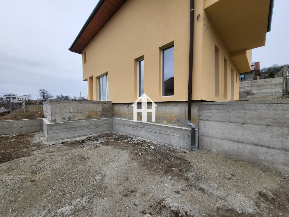 Casa de vanzare in Viile Sibiului – 4 camere, 136.30 mp utili, teren 470 mp