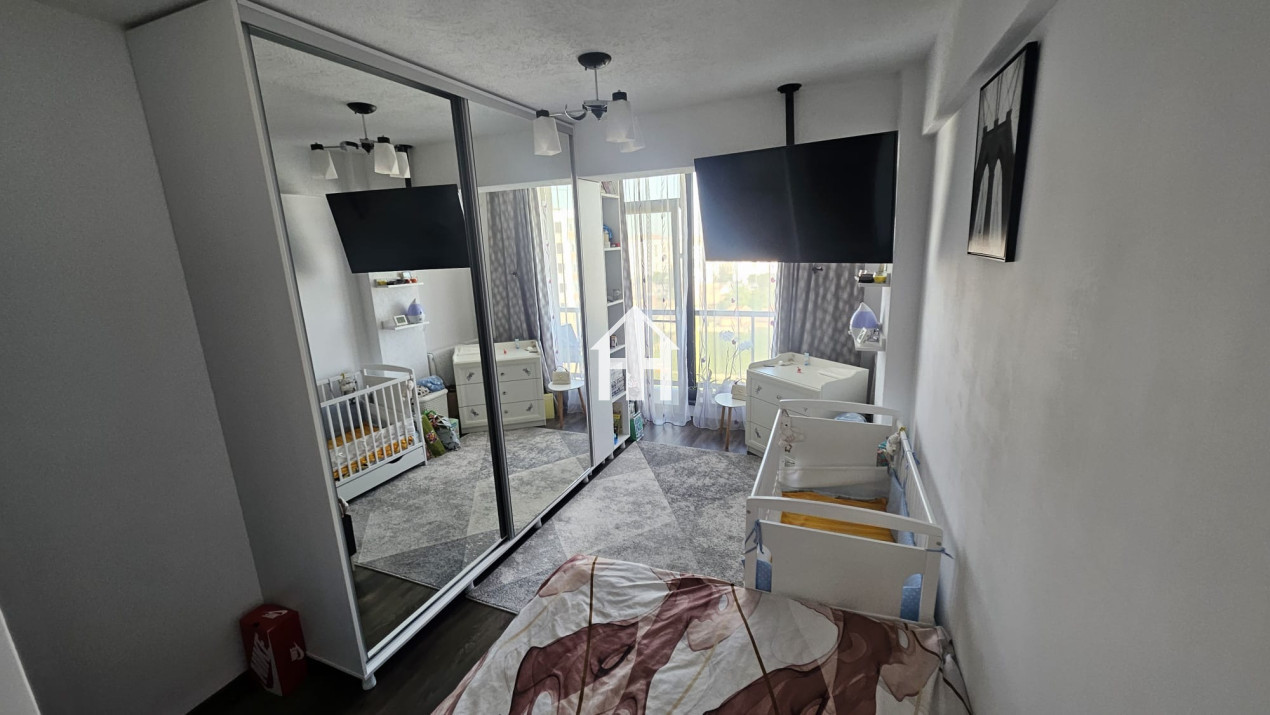 Apartament 2 camere - decomandat - balcon - doamna stanca - etaj 10