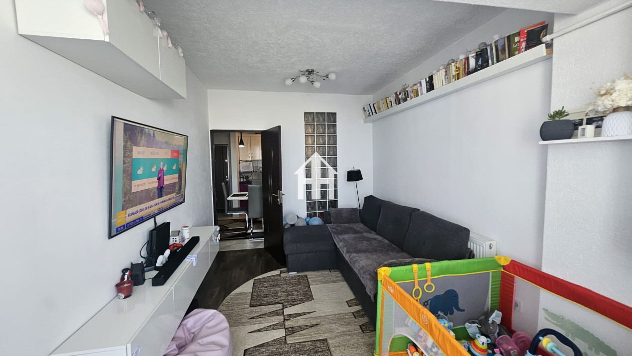 Apartament 2 camere - decomandat - balcon - doamna stanca - etaj 10