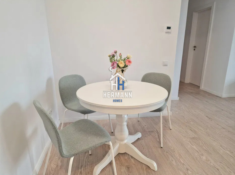 Apartament 3 camere - de închiriat - modern - zona Turnisor