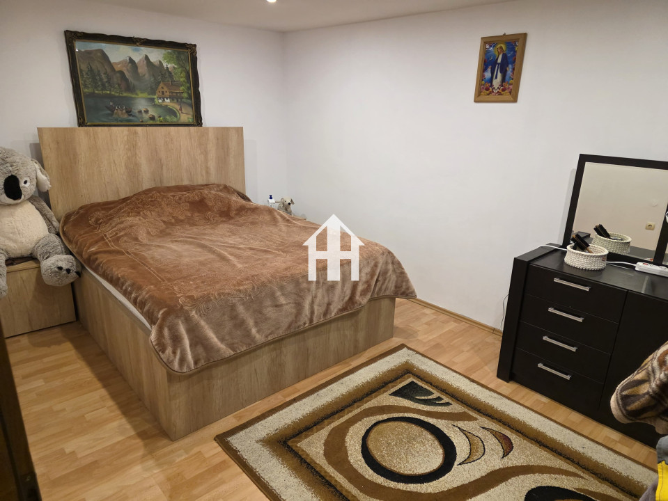 De vanzare – Casa in stil sasesc, teren 800 mp – Slimnic