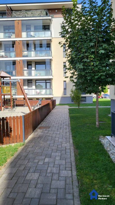 De inchiriat spatiu modern 49,6 mp, zona Kaufland - Sos. Alba Iulia