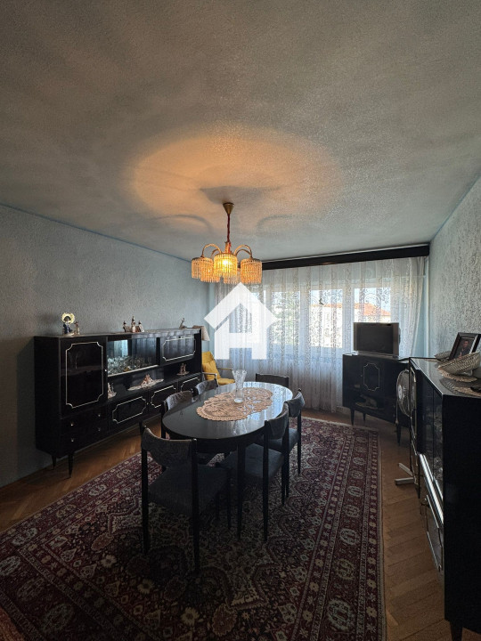 APARTAMENT 2 CAMERE -MIHAI VITEAZUL- ETAJ 4- BALCON-PIVNITA