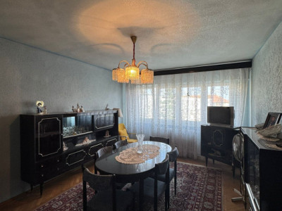 APARTAMENT 2 CAMERE -MIHAI VITEAZUL- ETAJ 4- BALCON-PIVNITA