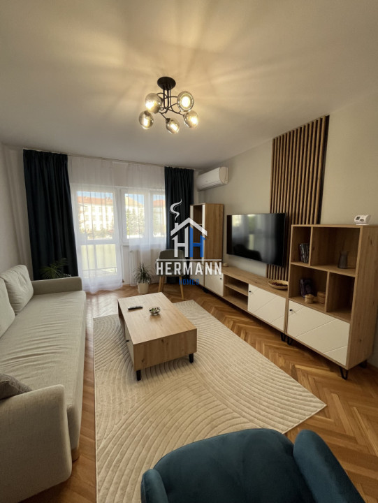 Apartament modern - de inchiriat - 3 camere - zona C. Dumbravii