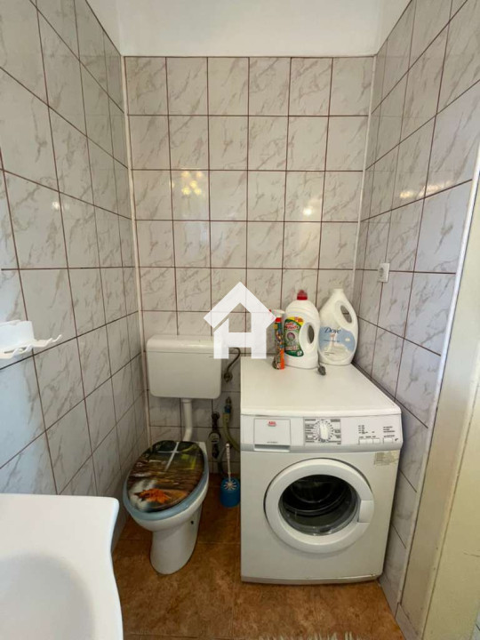 Casa de inchiriat – curte comuna, zona linistita - Turnisor