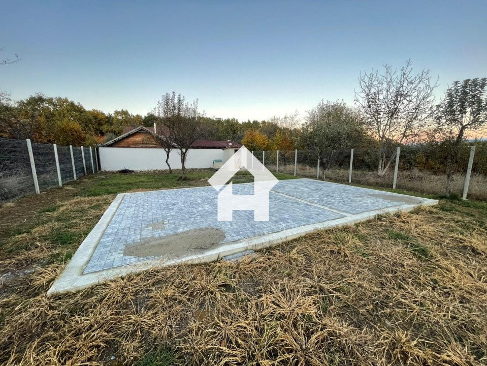 Teren intravilan de vanzare – Tropinii Noi - 1036 mp