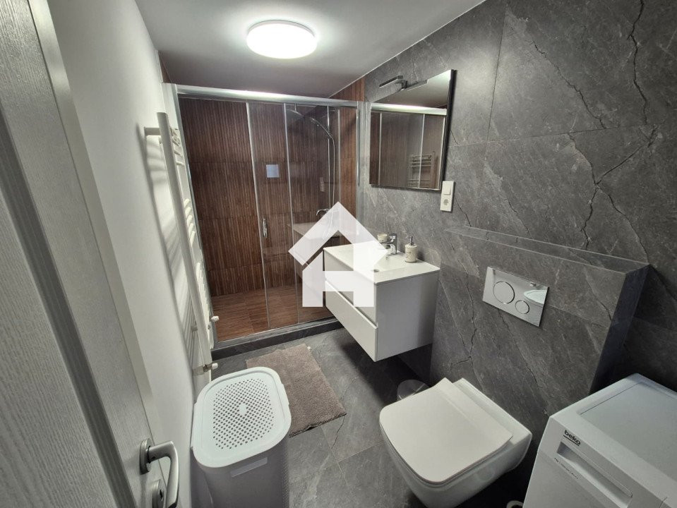 Apartament modern la casa cu curte – modern - Piata Cluj