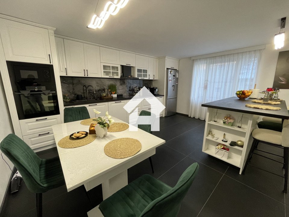 Casa complet renovata, eficienta energetic, in cartierul Tiglari