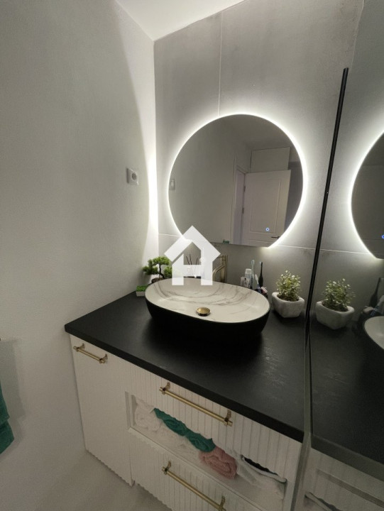 Casa complet renovata, eficienta energetic, in cartierul Tiglari