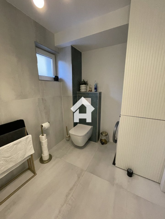 Casa complet renovata, eficienta energetic, in cartierul Tiglari