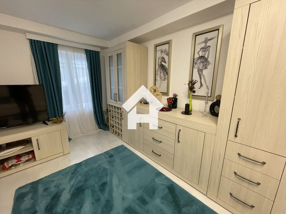 Casa complet renovata, eficienta energetic, in cartierul Tiglari