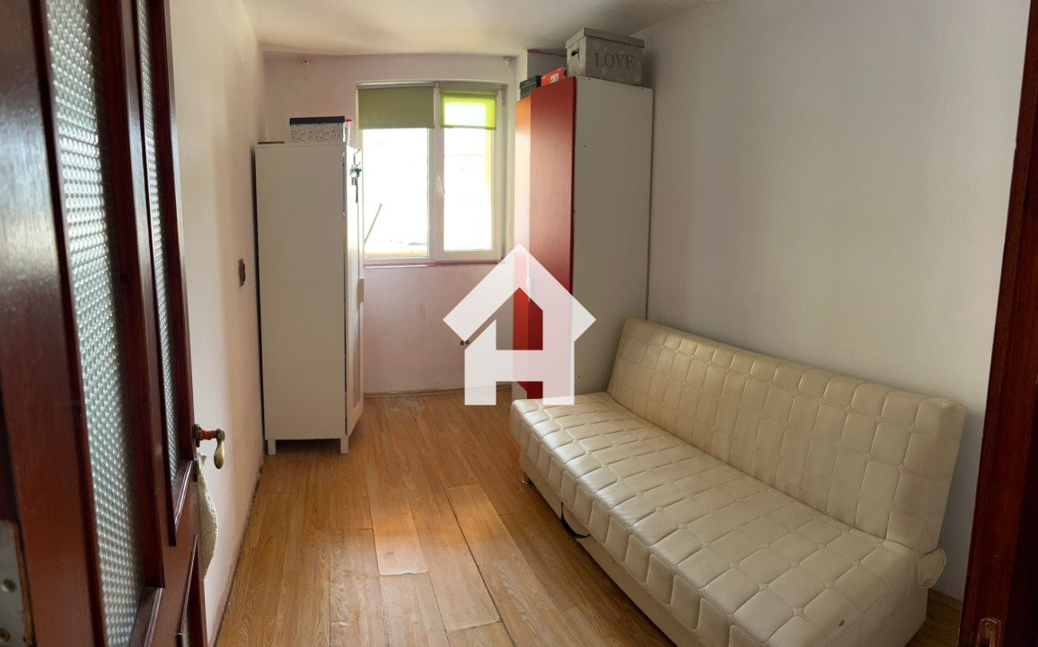 Apartament 3 camere - 64 mp - parter inalt - 2 balcoane