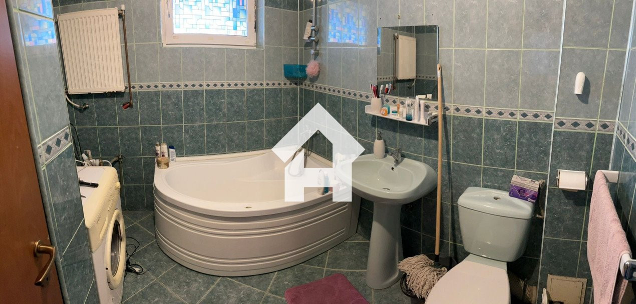 Apartament 3 camere - 64 mp - parter inalt - 2 balcoane