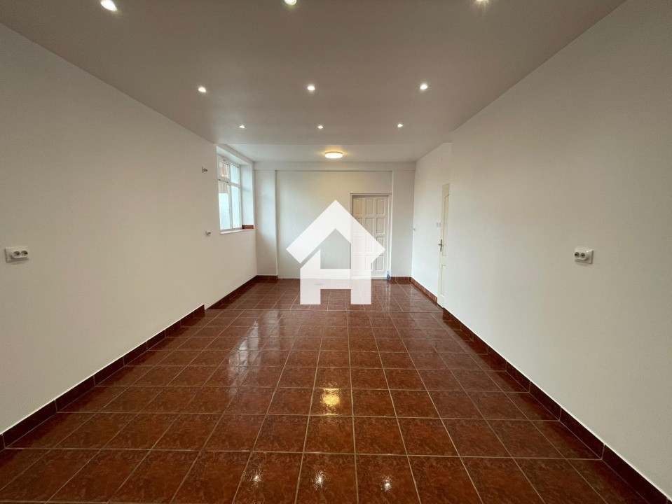 Spatiu comercial 80 mp | Strand II | Pretabil multiple activitati