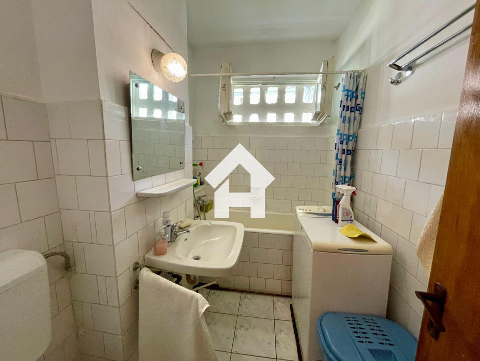 Apartament 2 camere, etaj 2/5, semidecomandat – Aleea Selimbar 