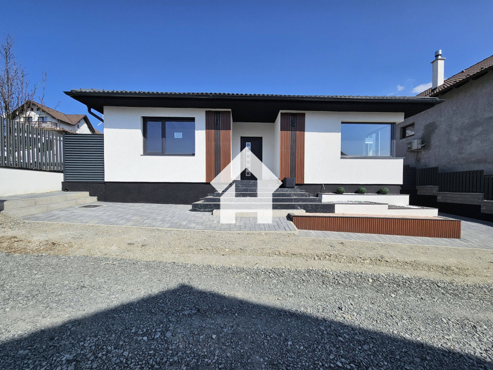 Casa pe un singur nivel - single - 123 mp utili - Sura Mare