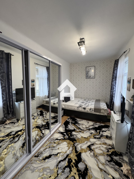 Apartament 2 camere - str. Tribunei - etaj 1 