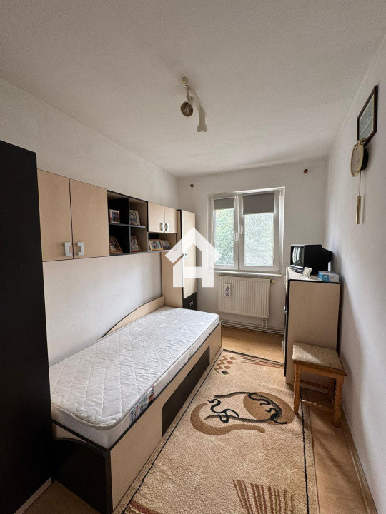 Apartament 3 camere - de inchiriat - Vasile Aaron - balcon inchis