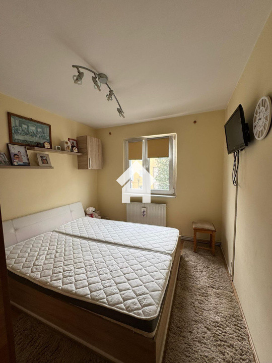 Apartament 3 camere - de inchiriat - Vasile Aaron - balcon inchis