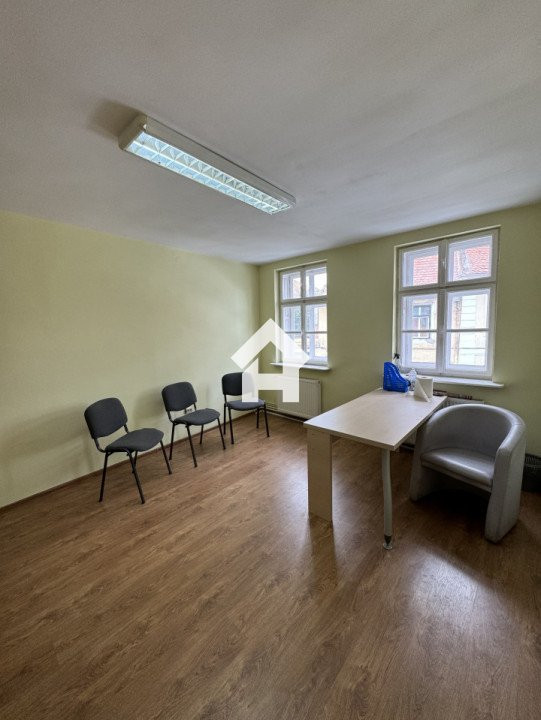 Spatiu de birouri - curte - 120 mpu - zona ultracentrala 