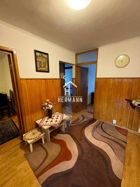 Apartament 3 camere - etaj 1 - 70 mp - Scoala de Inot 