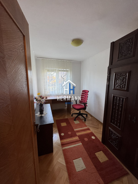 Apartament 3 camere - etaj 1 - 70 mp - Scoala de Inot 