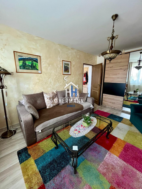 Apartament decomandat, 2 camere Strand II – cu chiriasi