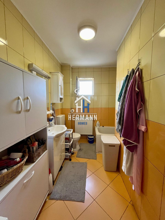 Apartament decomandat, 2 camere Strand II – cu chiriasi