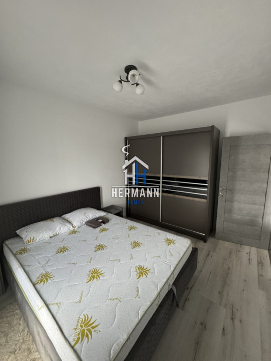 Apartament 3 camere - 61 mpu - etaj 1 - zona Ogorului 