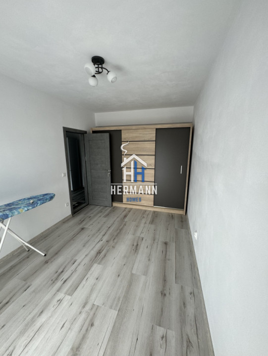 Apartament 3 camere - 61 mpu - etaj 1 - zona Ogorului 