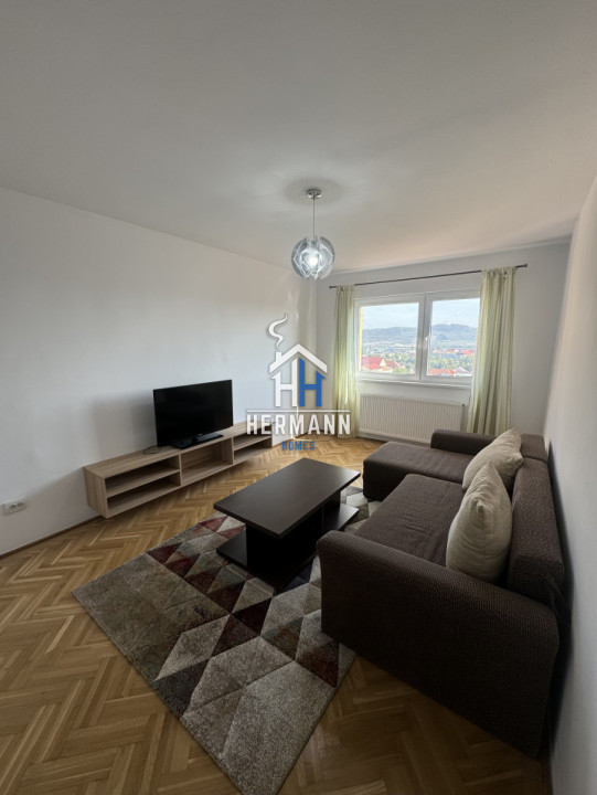 Apartament 3 camere - 68 mpu - lift - zona Vasile  Aaron